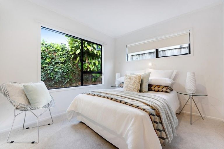 Photo of property in 1/4 Sylvan Park Avenue, Milford, Auckland, 0620