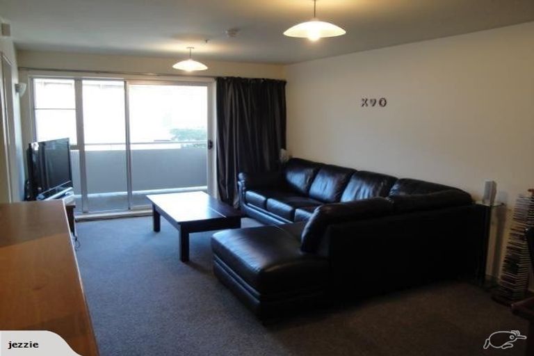 Photo of property in Elizabeth Street Chapel, 7/6 Elizabeth Street, Mount Victoria, Wellington, 6011
