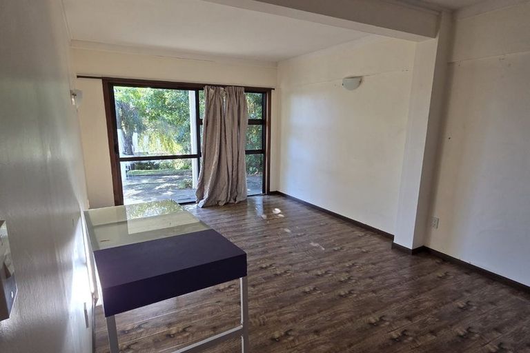Photo of property in 13 Charles Dickens Drive, Mellons Bay, Auckland, 2014