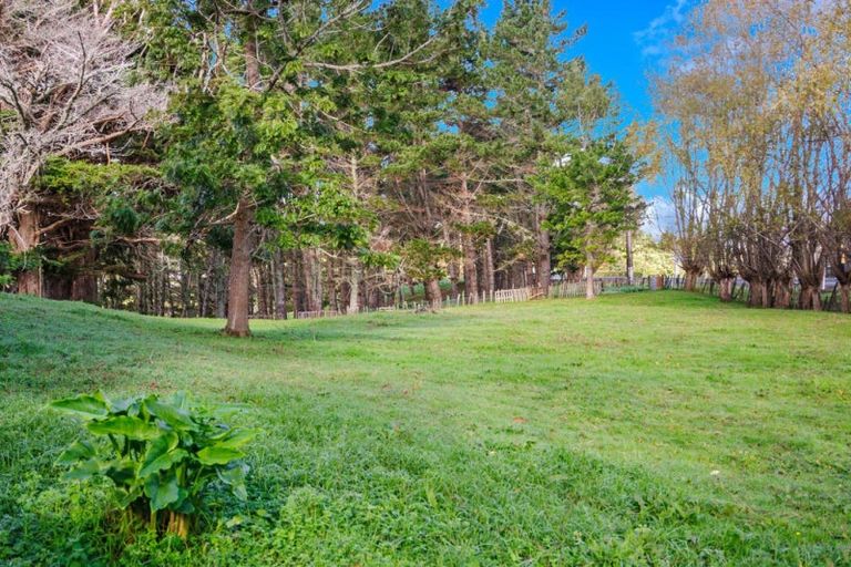 Photo of property in 2 Spur Road, Stillwater, Silverdale, 0993