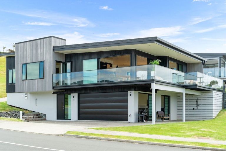 Photo of property in 2 Blue Moon Rise, Langs Beach, 0582