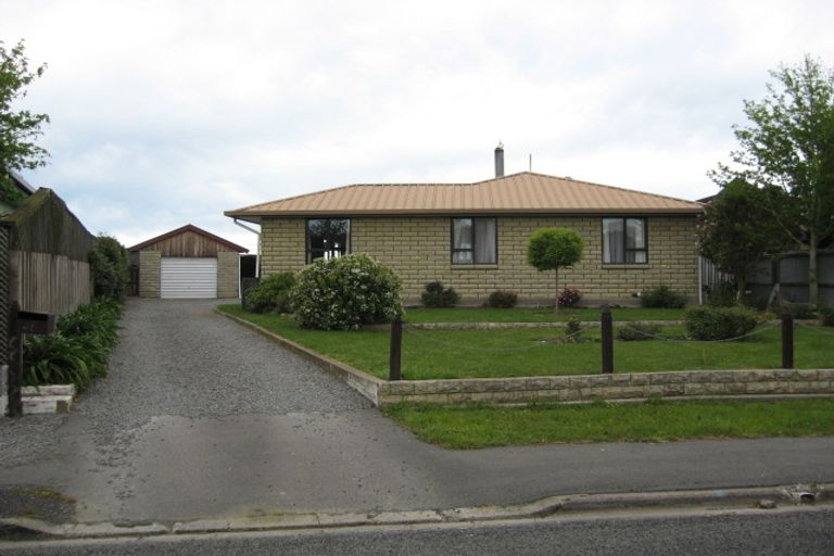 Photo of property in 46 Seadown Crescent, Amberley, 7410