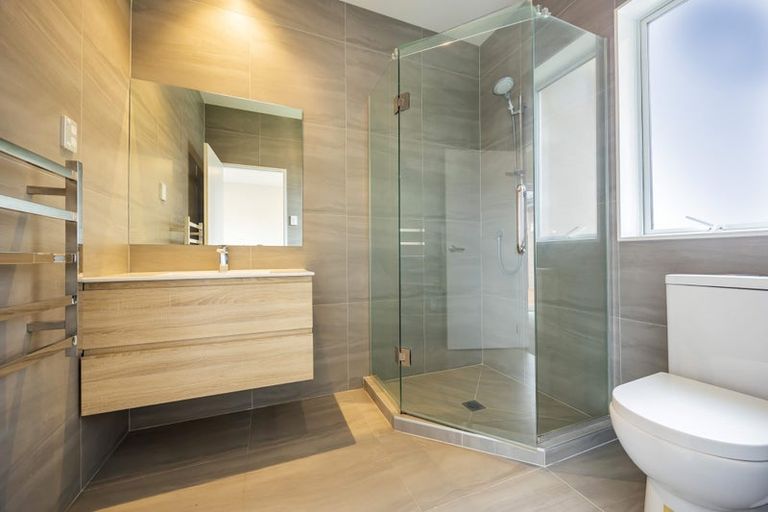 Photo of property in 69 Nobilo Road, Kumeu, 0810