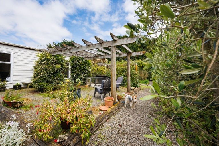 Photo of property in 135 Zigzag Road, Pohangina, Feilding, 4775