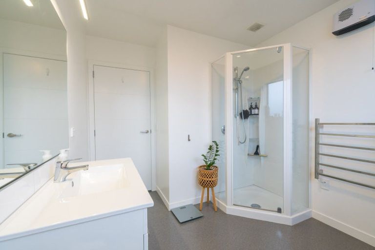 Photo of property in 53 Takitimu Avenue, Te Anau, 9600