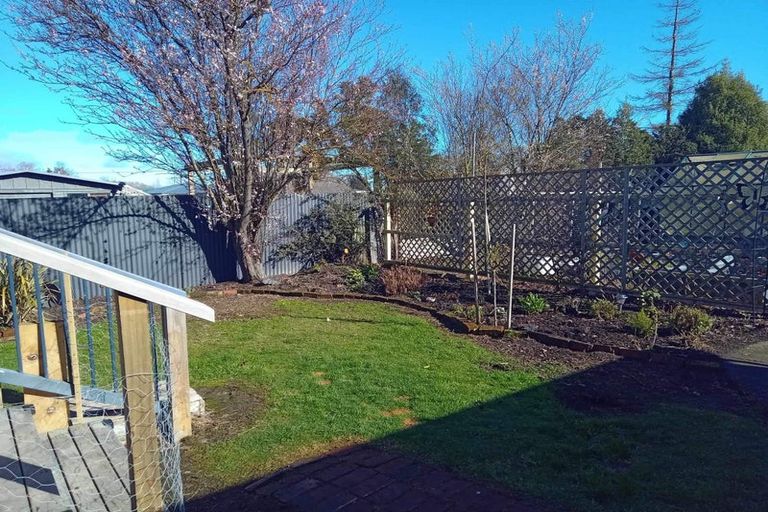 Photo of property in 24 Johnson Street, Milton, 9220