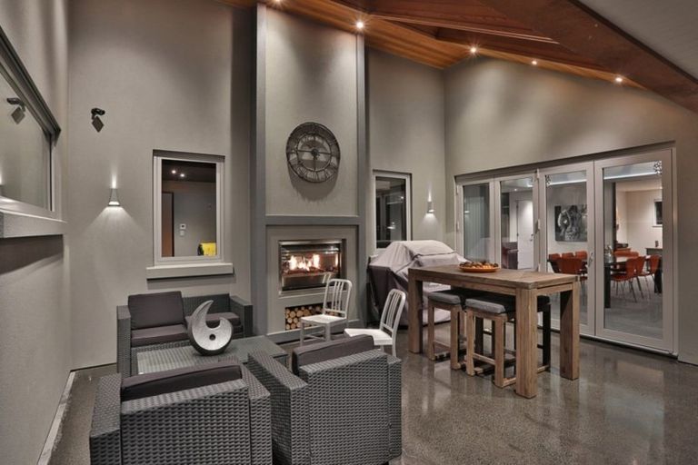 Photo of property in 19 Northside Drive, Waikiwi, Invercargill, 9810