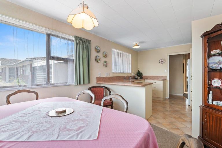 Photo of property in 1/50 Robertson Street, Glenholme, Rotorua, 3010