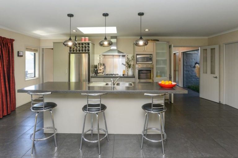 Photo of property in 87 Merlot Drive, Greenmeadows, Napier, 4112