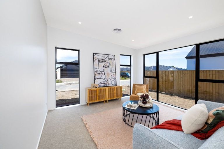 Photo of property in 5 Pipipi Lane, Halswell, Christchurch, 8025