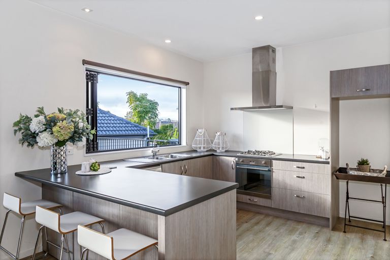 Photo of property in 21 Botanical Drive, Silverdale, 0932