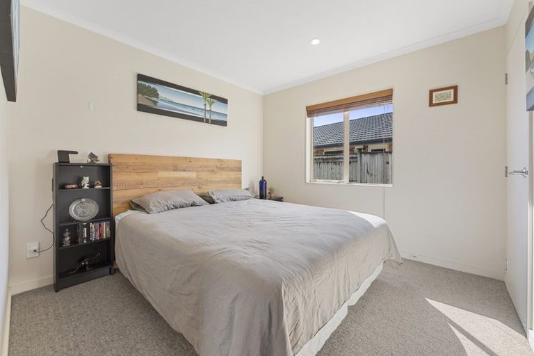 Photo of property in 19 Walnut Grove, Kelvin Grove, Palmerston North, 4414