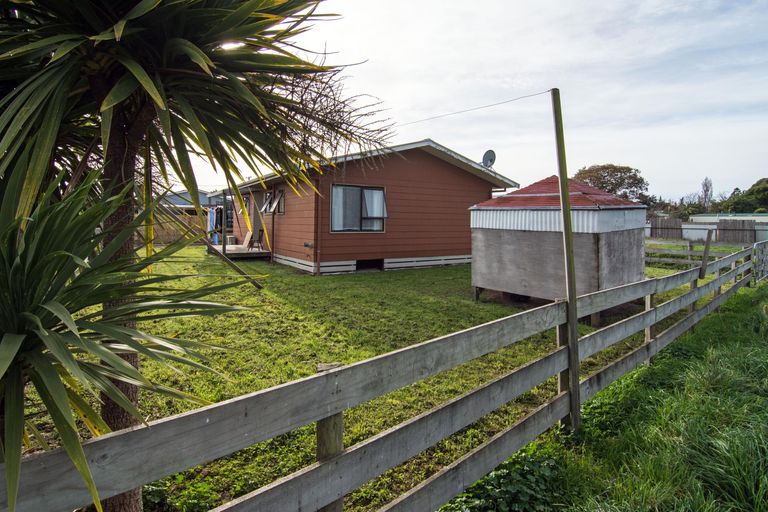 Photo of property in 54 River Road, Masterton, 5810