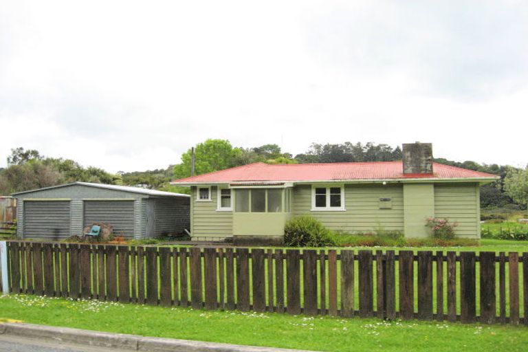 Photo of property in 41 Weranui Road, Waiwera, Orewa, 0994