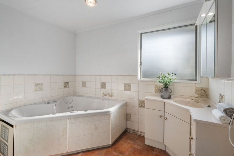 Photo of property in 37 Vanguard Drive, Broomfield, Christchurch, 8042