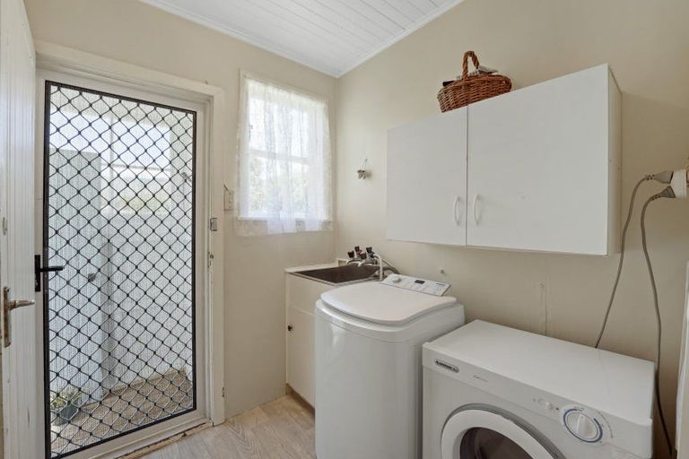 Photo of property in 11 Cole Street, Naenae, Lower Hutt, 5011