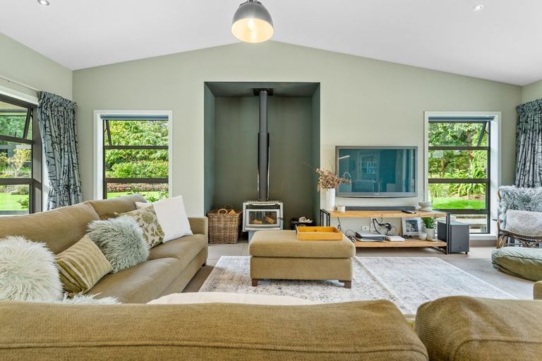 Photo of property in 32 Tirohanga Road, North Taieri, Mosgiel, 9092