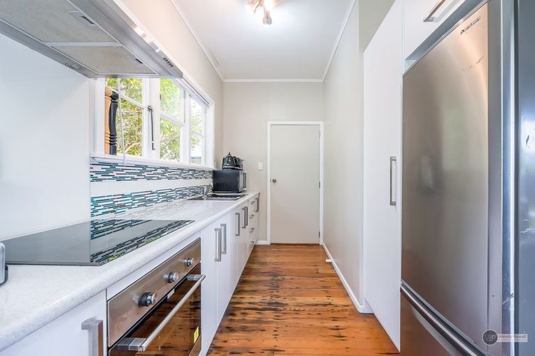 Photo of property in 11 Seddon Street, Naenae, Lower Hutt, 5011