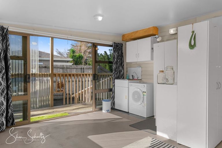 Photo of property in 8 Montaine Place, Maungaturoto, 0520