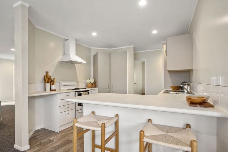 Photo of property in 116a Archers Road, Glenfield, Auckland, 0629