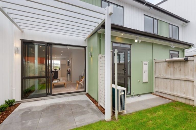 Photo of property in 3 Bonnette Road, Flat Bush, Auckland, 2019