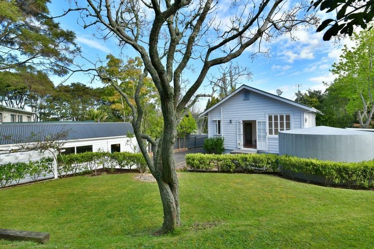 Photo of property in 524a Whangaparaoa Road, Stanmore Bay, Whangaparaoa, 0932