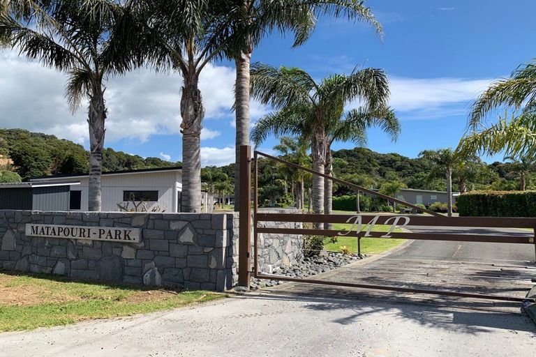 Photo of property in 4 Valencia Place, Matapouri, Whangarei, 0173