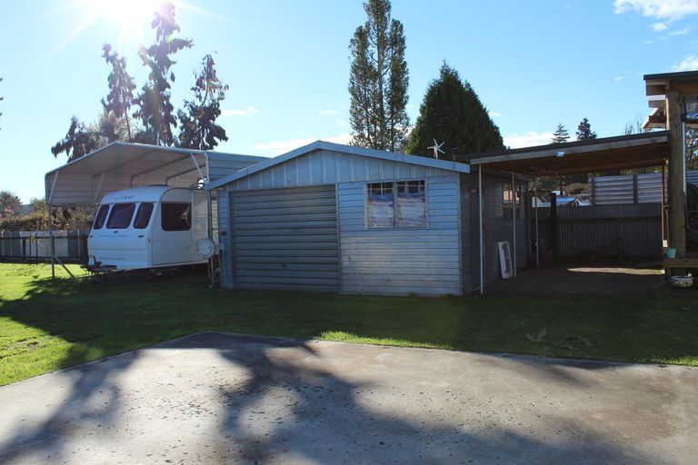 Photo of property in 13 Rangatira Drive, Mangakino, 3421