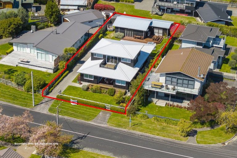 Photo of property in 24 Rainbow Drive, Rainbow Point, Taupo, 3330