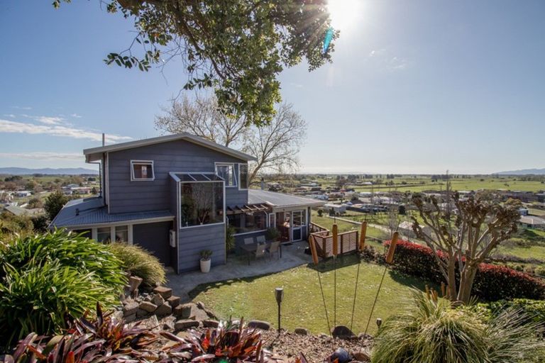 Photo of property in 17 Cullen Street, Paeroa, 3600