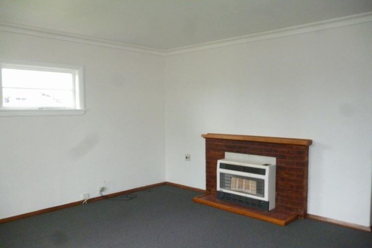 Photo of property in 13 Douglas Street, Hawera, 4610