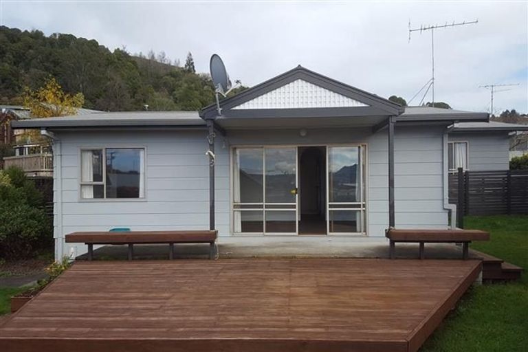 Photo of property in 1/6 Shera Street, Acacia Bay, Taupo, 3330