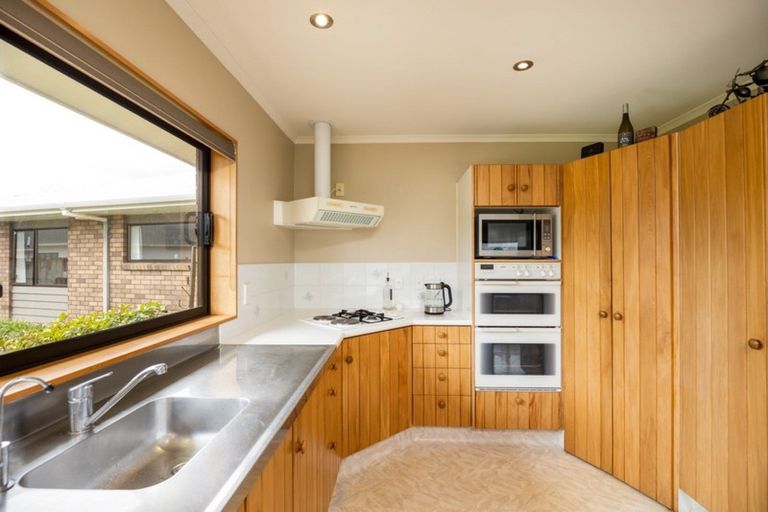 Photo of property in 10c Kinross Drive, Merrilands, New Plymouth, 4312