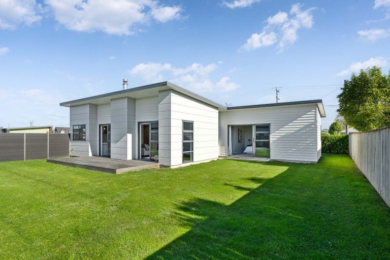 Photo of property in 1 Plains Avenue, Masterton, 5810