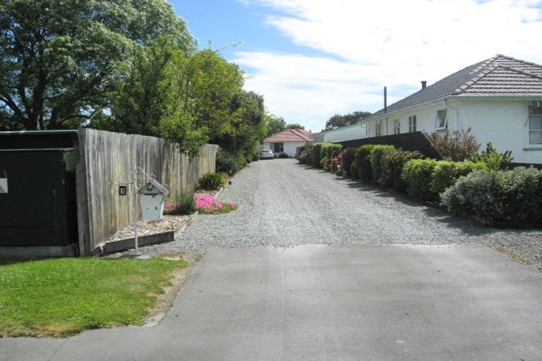 Photo of property in 3 Canberra Place, Redwood, Christchurch, 8051