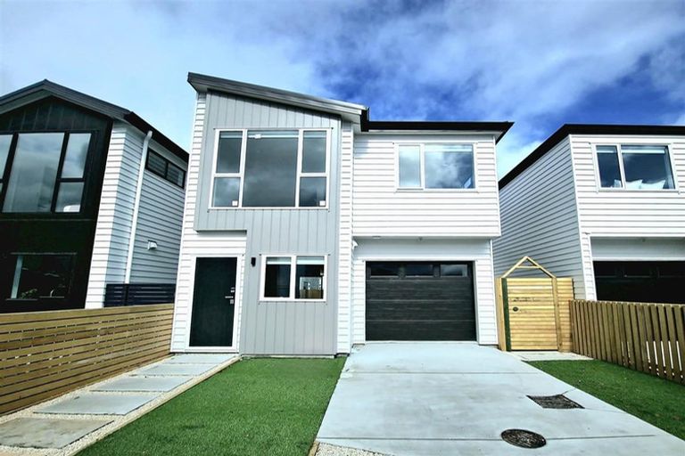 Photo of property in 61 Opoka Street, Papakura, 2110