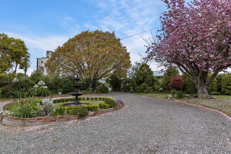 Photo of property in 90 Shearman Street, Waimate, 7924