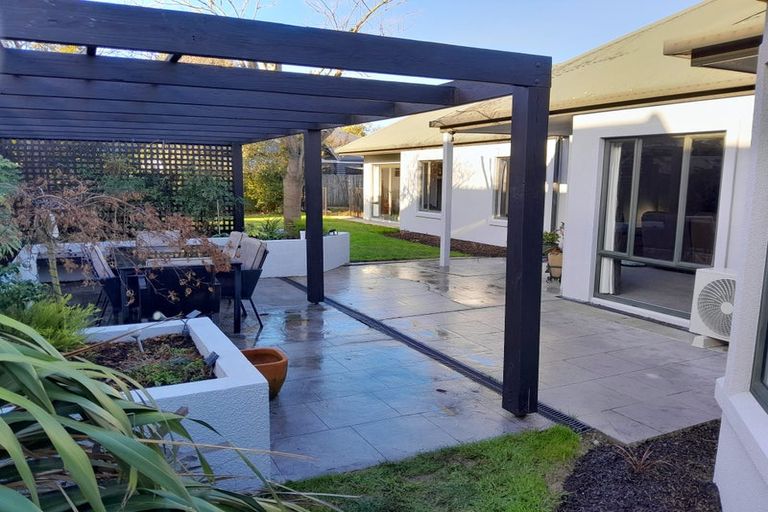 Photo of property in 7 Monterey Place, Parklands, Christchurch, 8083