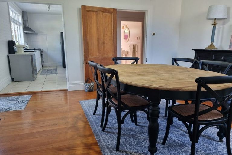 Photo of property in 14 Grey Street, Martinborough, 5711