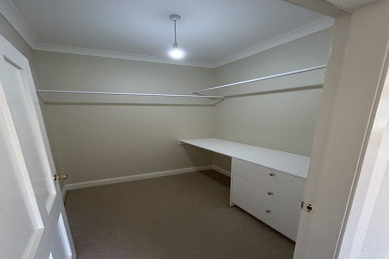 Photo of property in 6 Mckerrow Place, Featherston, 5710