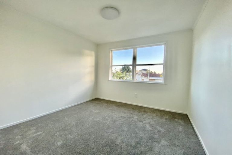 Photo of property in 32 Cape Road, Mangere, Auckland, 2022