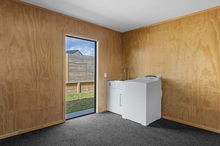 Photo of property in 10 Uku Way, Wharewaka, Taupo, 3330