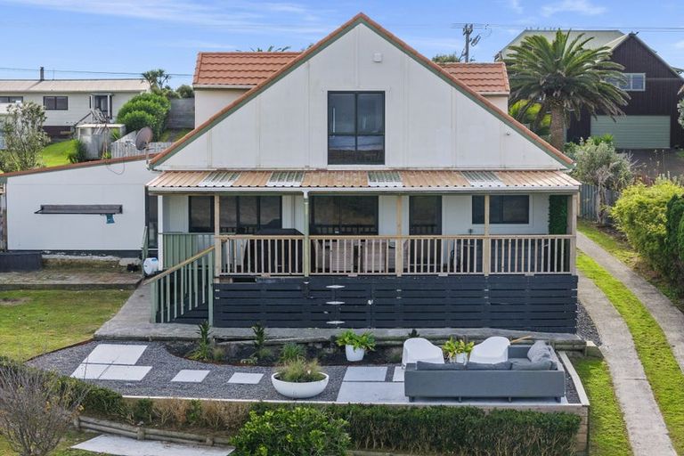 Photo of property in 196 Pukehina Parade, Pukehina, Te Puke, 3189