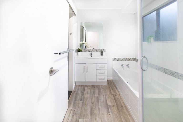 Photo of property in 6 Essendon Court, Glenview, Hamilton, 3206