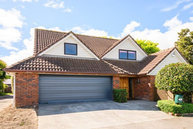 Photo of property in 35 Te Awe Awe Street, Hokowhitu, Palmerston North, 4410