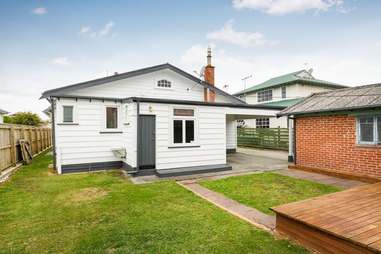 Photo of property in 38 Lyndhurst Street, Takaro, Palmerston North, 4412