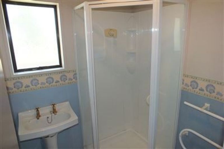 Photo of property in 1/318 Withells Road, Avonhead, Christchurch, 8042