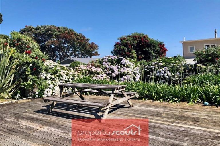 Photo of property in 33 Onaero Beach Road, Onaero, Waitara, 4383