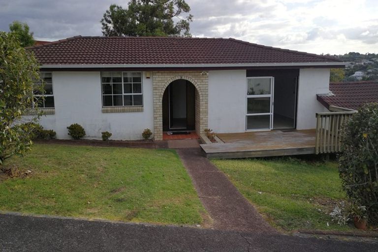 Photo of property in 9/26a Sunnynook Road, Sunnynook, Auckland, 0620