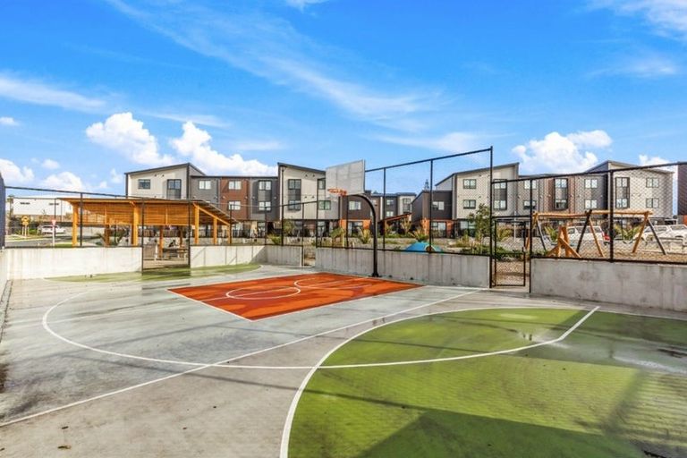 Photo of property in 6/25 Jabuka Street, Glen Eden, Auckland, 0602